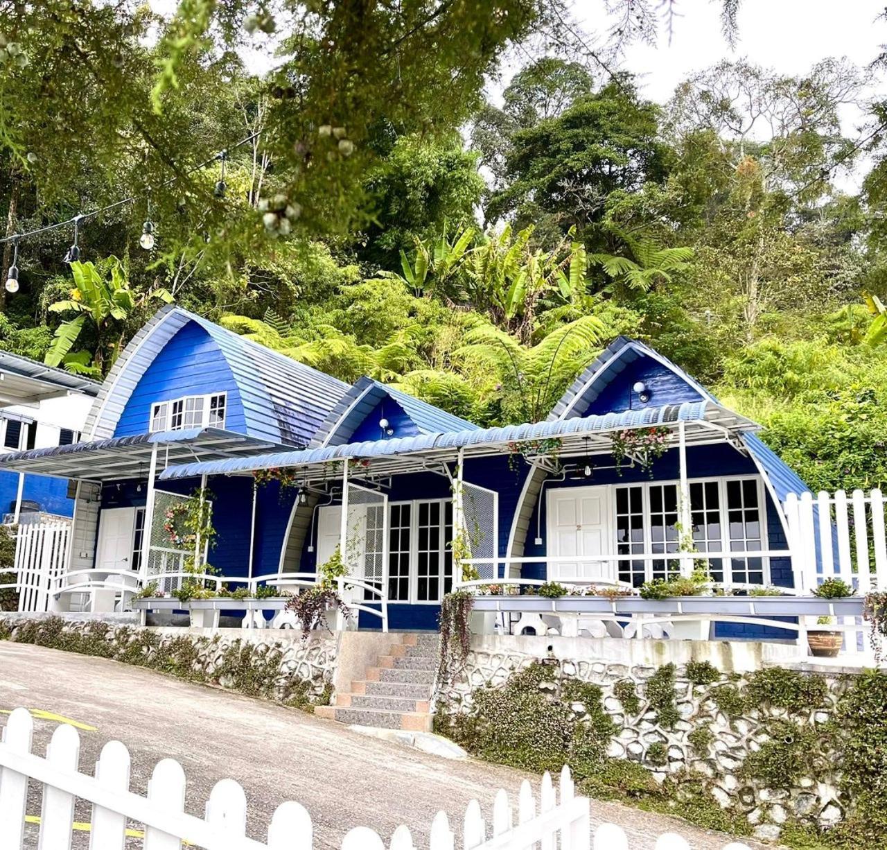 Blue Cabins By Pfordten Cottage Cameron Highlands Bagian luar foto