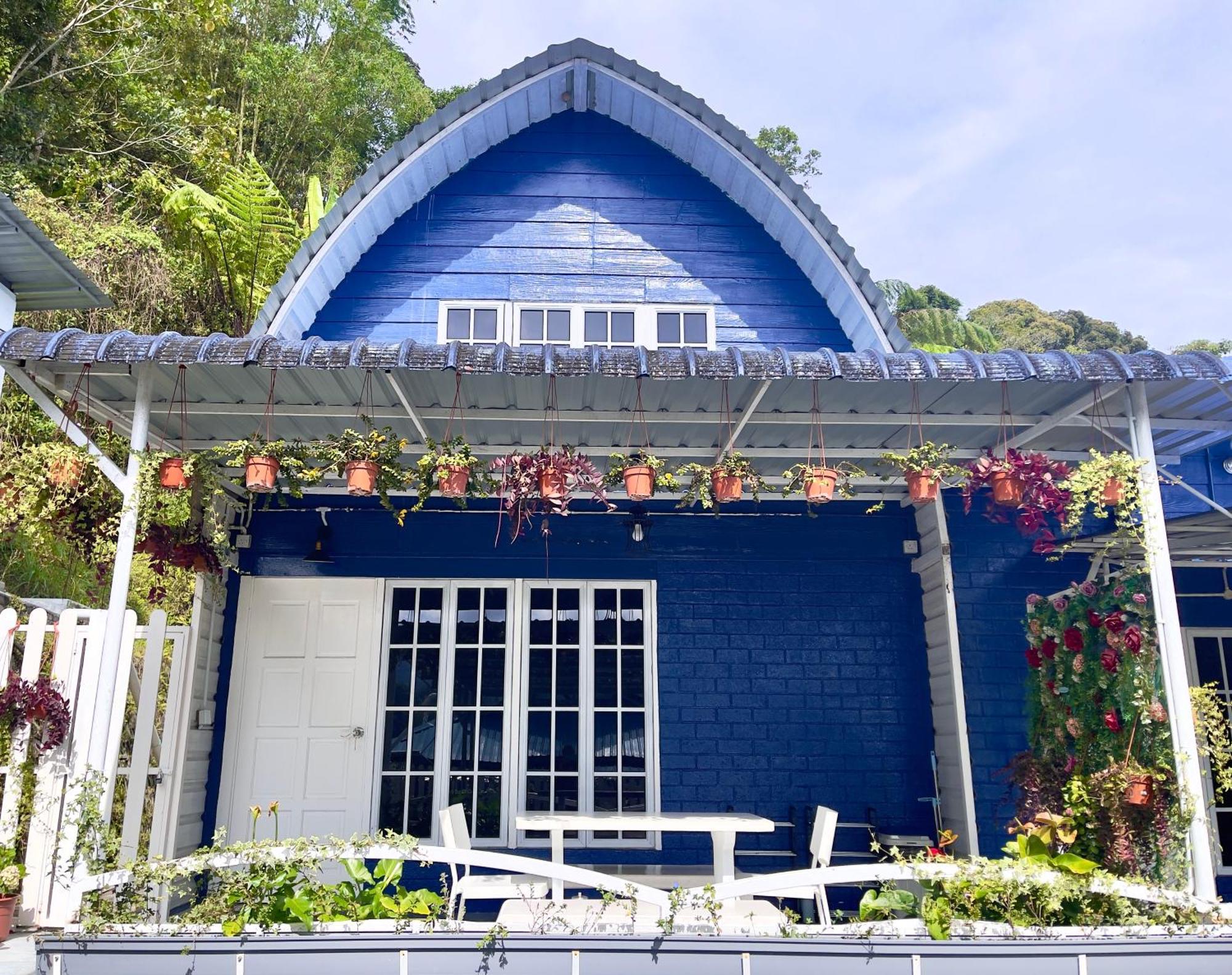 Blue Cabins By Pfordten Cottage Cameron Highlands Bagian luar foto